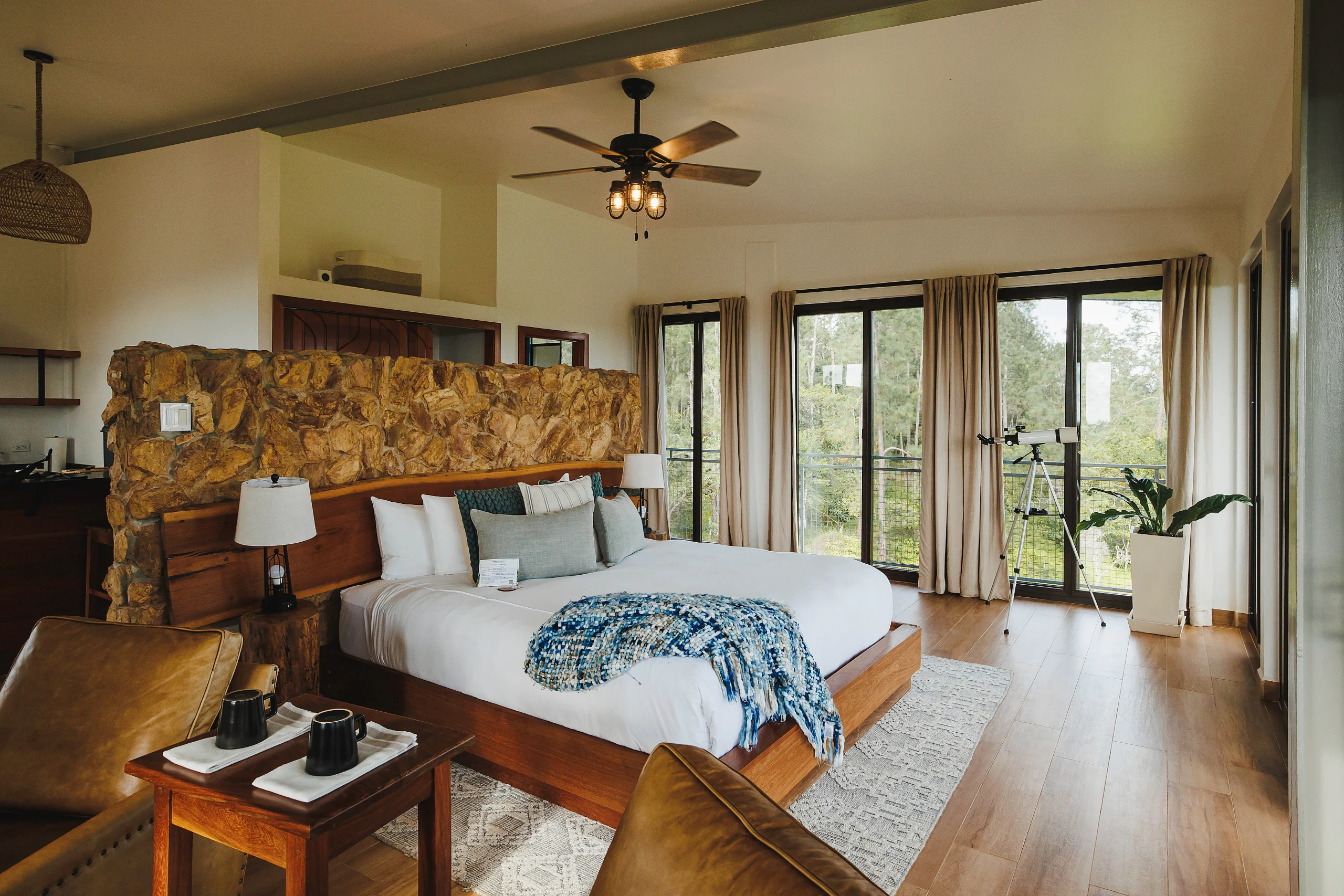 BELIZE HOTEL PHOTOGRAPHER